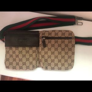 Authentic Gucci waist bag/ Fanny pack